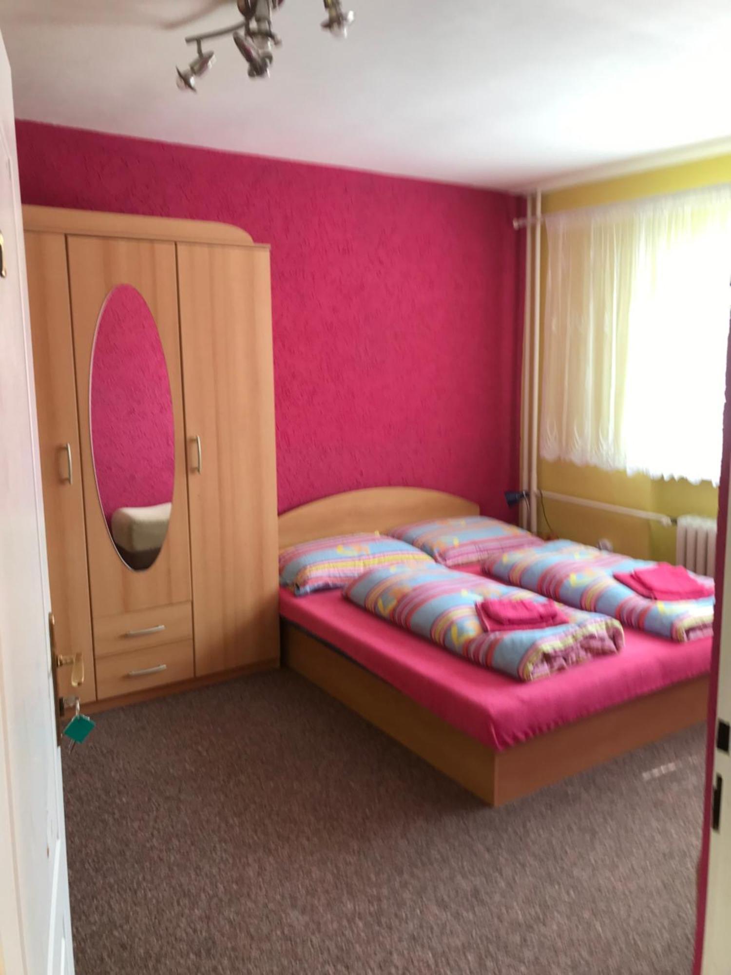 Nová LesnáHousing Hella公寓 外观 照片